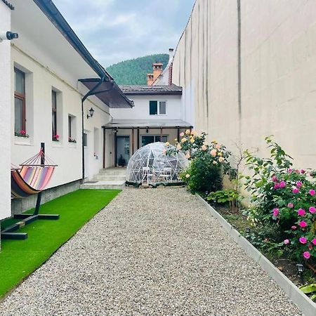 Ferienwohnung Schei Brasov-Скей Брашов Exterior foto